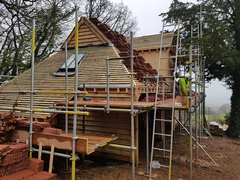 What roof tiles are suitable for my oak building?