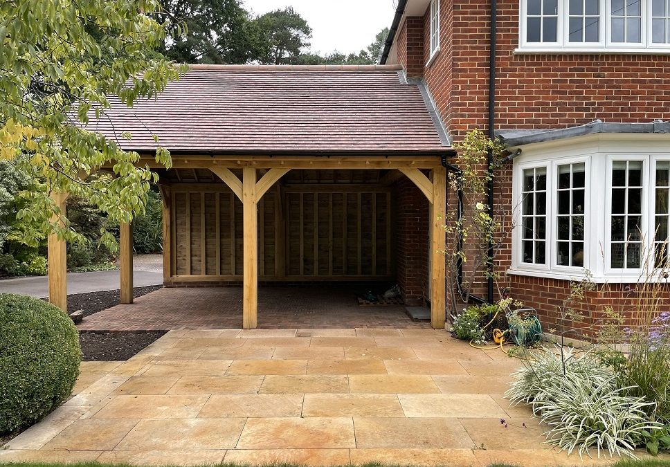 Oak framed BBQ shelter