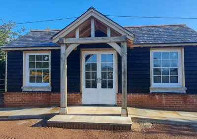 Oak framed workshop / annexe building in the New Forest