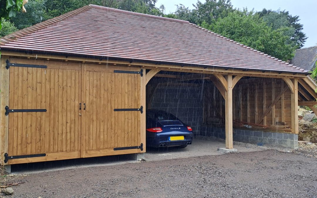 Triple Oak Framed Garage in Tisbury, Wiltshire
