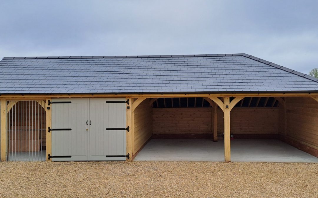 4-Bay oak framed garage in Hungerford