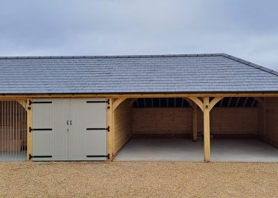 4-Bay oak framed garage in Hungerford