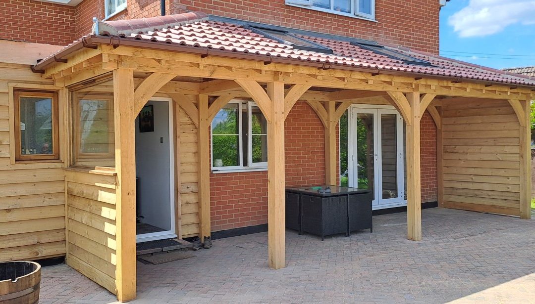 Wiltshire oak frame veranda