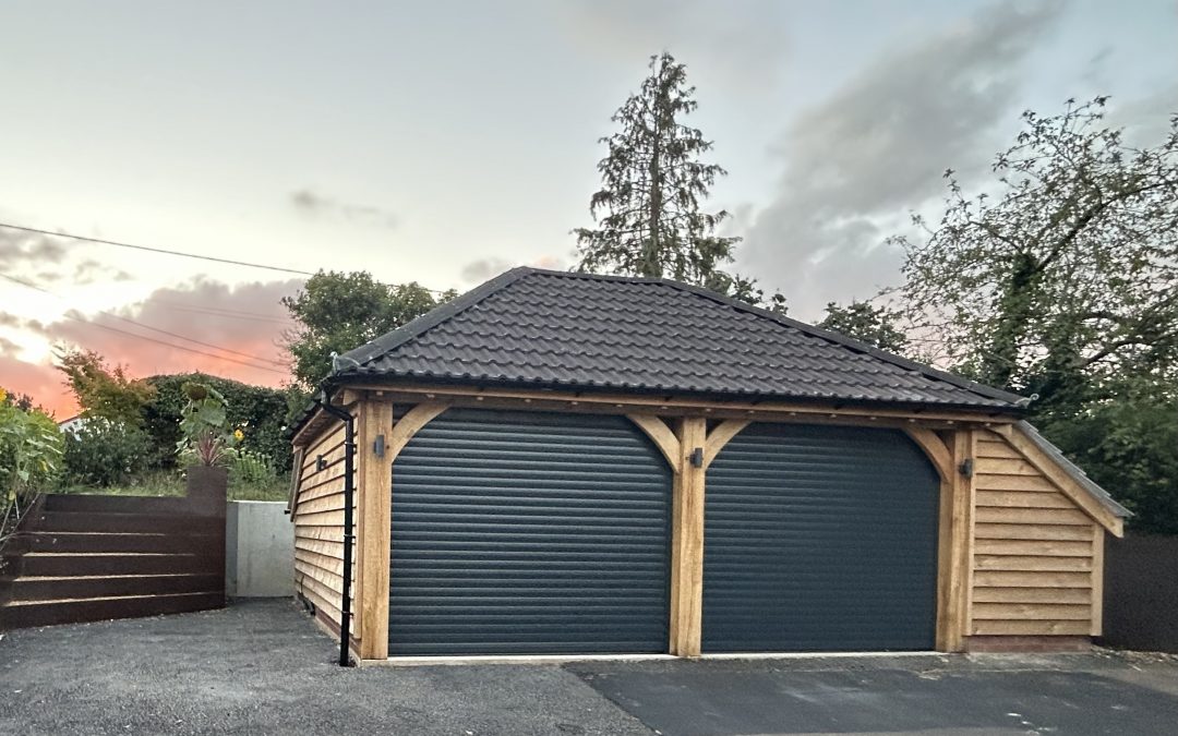 Double Oak Bay Garage, Hampshire