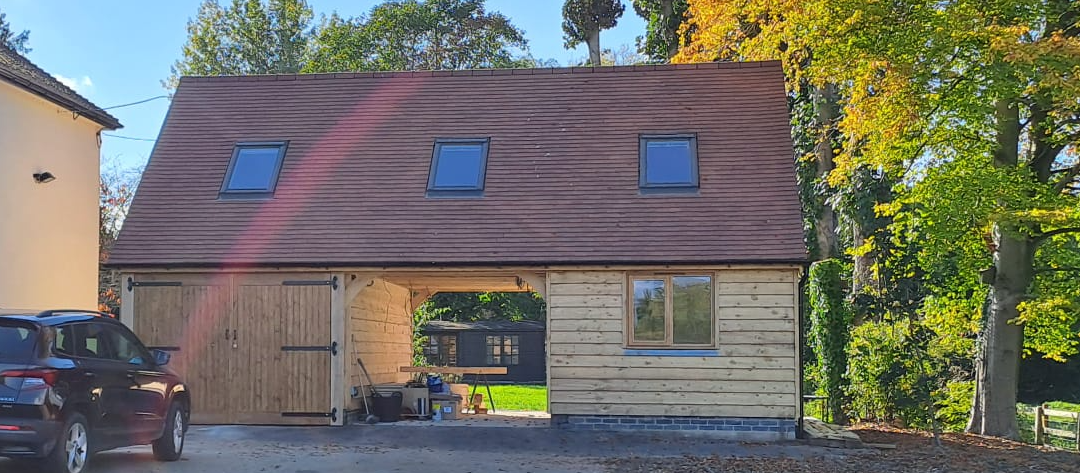 Three-Bay Oak-Framed Build in Hungerford
